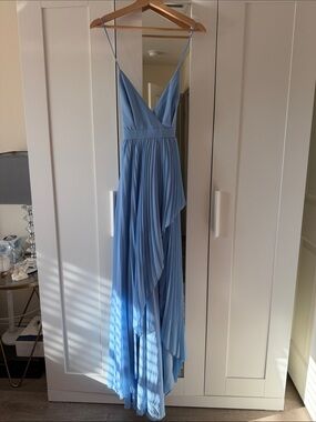 Light Blue Pleated Maxi Dress with V-Neck